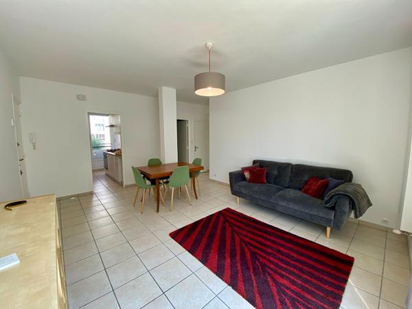 A LOUER - Appartement meublé 2 chambres - RENNES Square du Docteur Guérin
