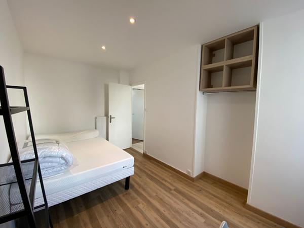 A LOUER - Appartement meublé 2 chambres - RENNES Square du Docteur Guérin