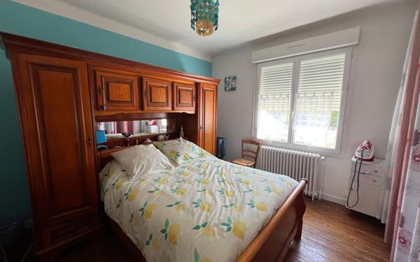 Maison à vendre    3 pièces • 85 m2 Saint-Jean-d'Angély