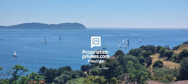 Bastide face à la mer : 200 m² - Terrain :13000 m²  - Accès mer