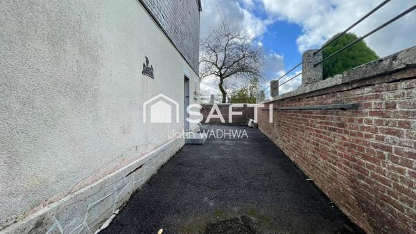 Superbe opportunité ! Maison 5 pièces (125m²), toiture neuve et vue dégagée.