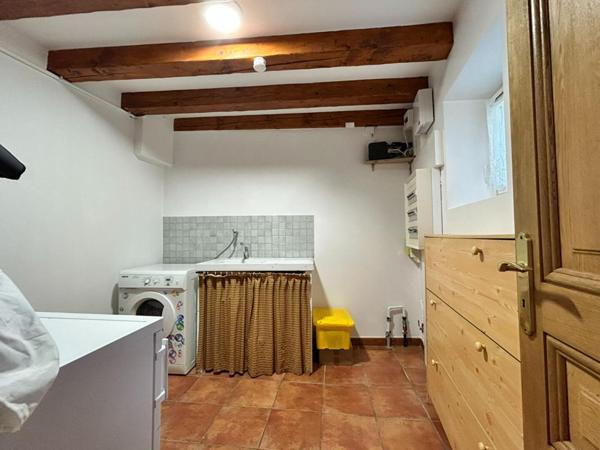MARINES. CHARMANTE MAISON D'ARCHITECTE