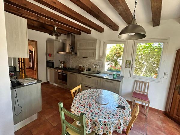 MARINES. CHARMANTE MAISON D'ARCHITECTE