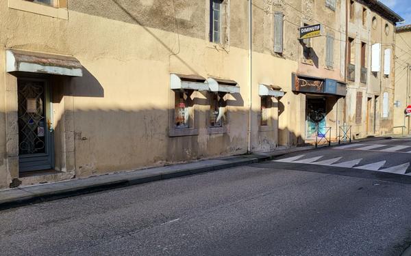 Maison à vendre    4 pièces •  Couiza