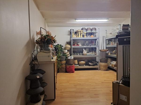 Fonds De Commerce - 145 m² Exclusivité