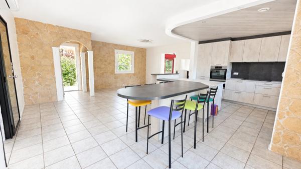 Maison dans Bons-en-Chablais