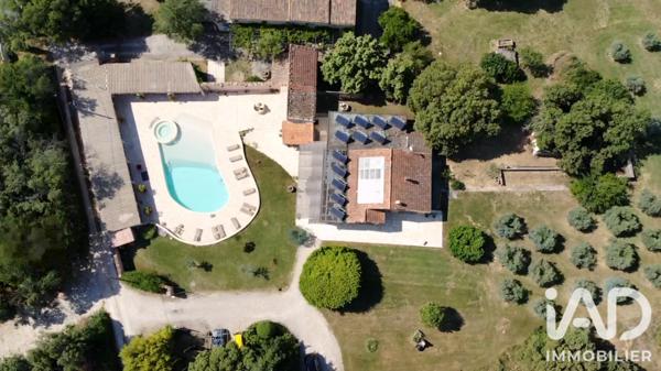 Maison (prestige) à vendre 8 pièces 206 m² Carpentras