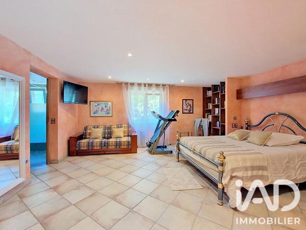 Maison (prestige) à vendre 8 pièces 206 m² Carpentras