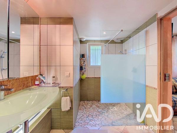 Maison (prestige) à vendre 8 pièces 206 m² Carpentras