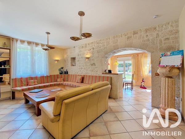 Maison (prestige) à vendre 8 pièces 206 m² Carpentras