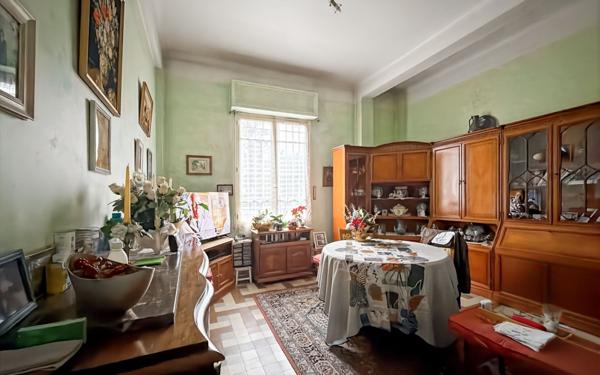 Appartement à vendre    3 pièces • 73 m2 Antibes