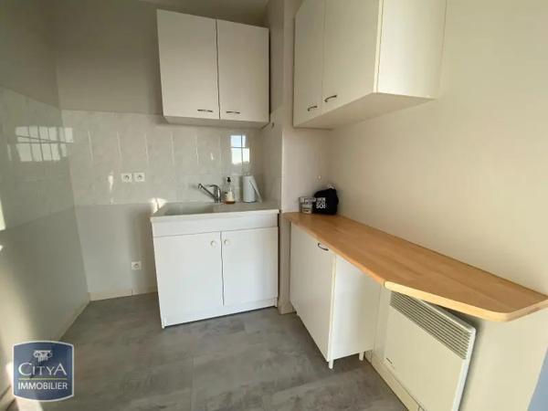 Appartement à louer 1 pièce 28.12m² Mainvilliers (28300)