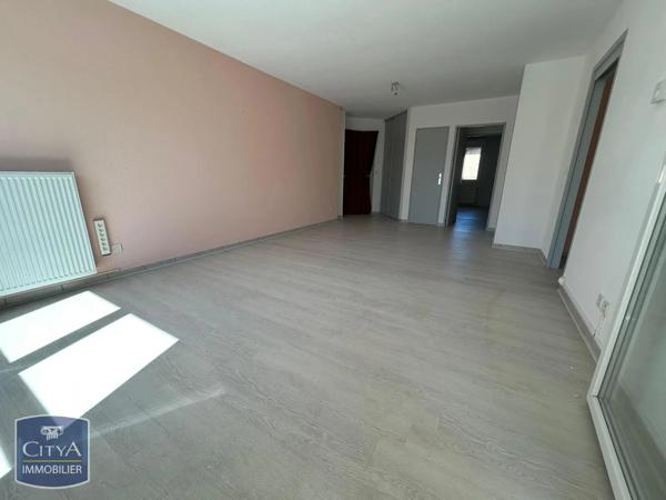 Appartement à louer 3 pièces 67.27m² Valence (26000)