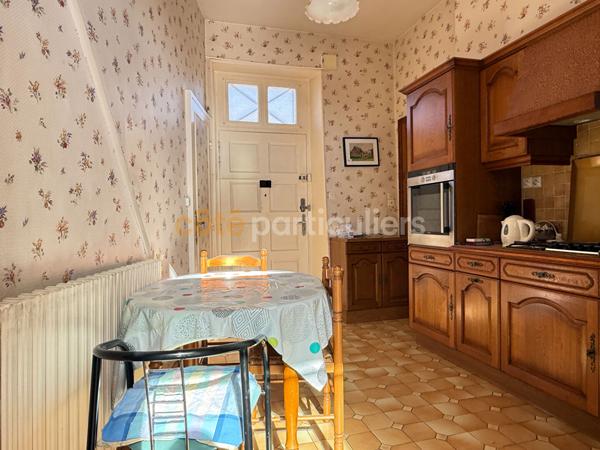 Vente
                Maison82 m² - 4 Pièces -
                    LAVAL (53000)