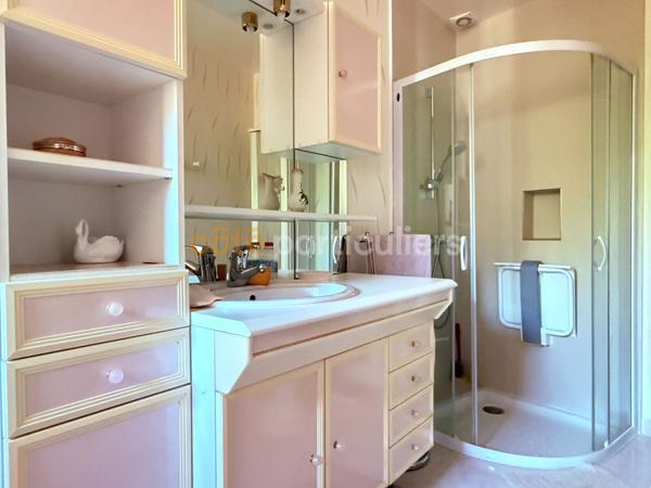 Vente
                Maison82 m² - 4 Pièces -
                    LAVAL (53000)