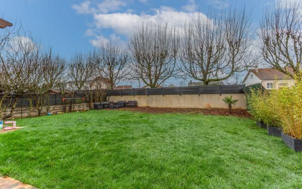 Maison à vendre    5 pièces • 148 m2 Crosne