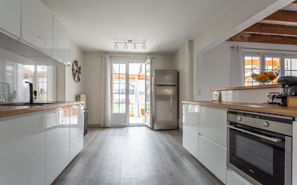 Maison à vendre    5 pièces • 148 m2 Crosne