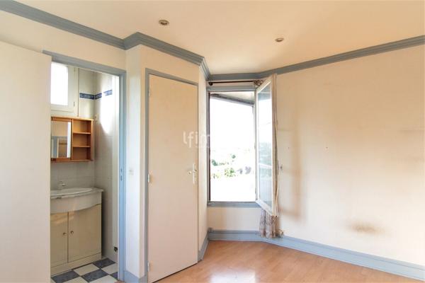 Appartement atypique vue sur Paris