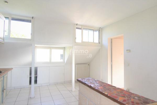 Appartement atypique vue sur Paris