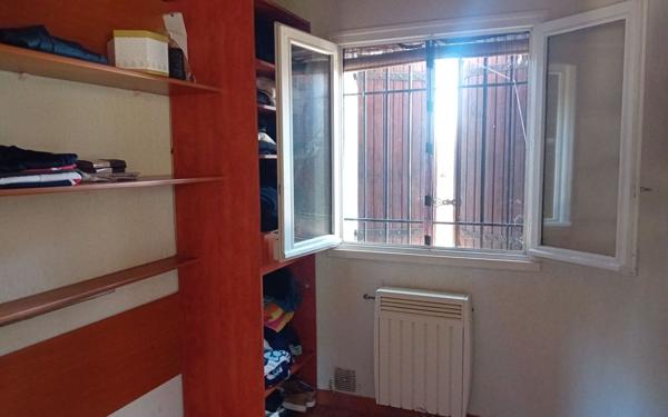 Maison à vendre    2 pièces •  Céreste