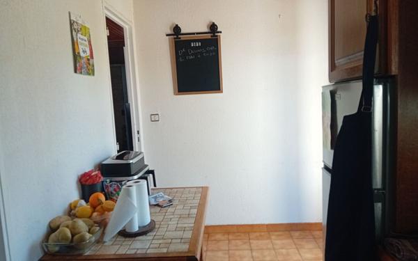 Maison à vendre    2 pièces •  Céreste