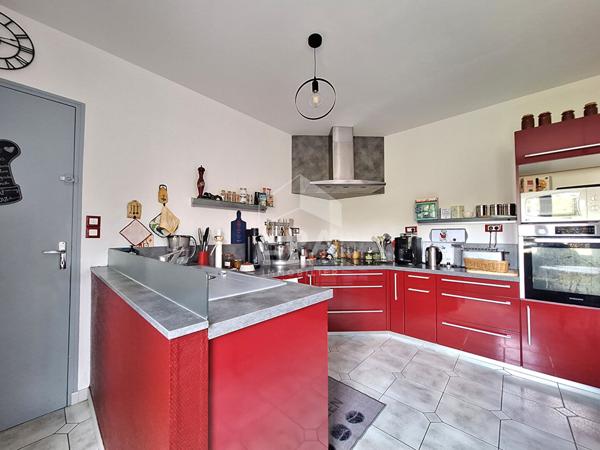 Maison La Chapelle Saint Aubin - 142 m²- 4 chambres (dont une de plain-pied ) - Garage - Sous-sol