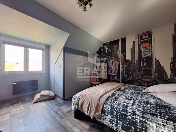 Maison La Chapelle Saint Aubin - 142 m²- 4 chambres (dont une de plain-pied ) - Garage - Sous-sol