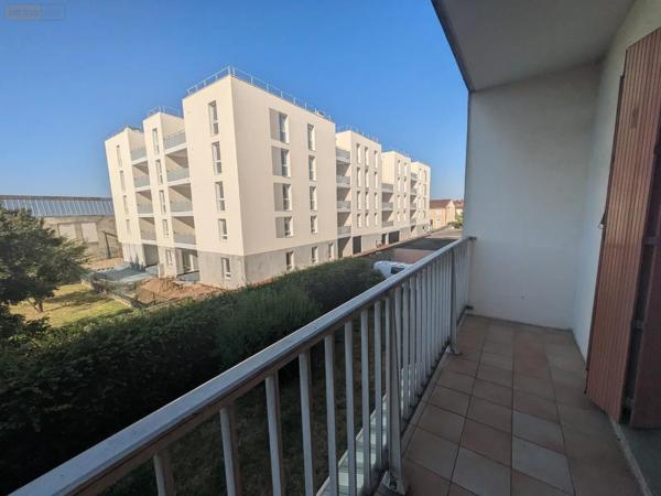 Location - Appartement Bourg-en-Bresse 01000 2 pièces 53 m 2