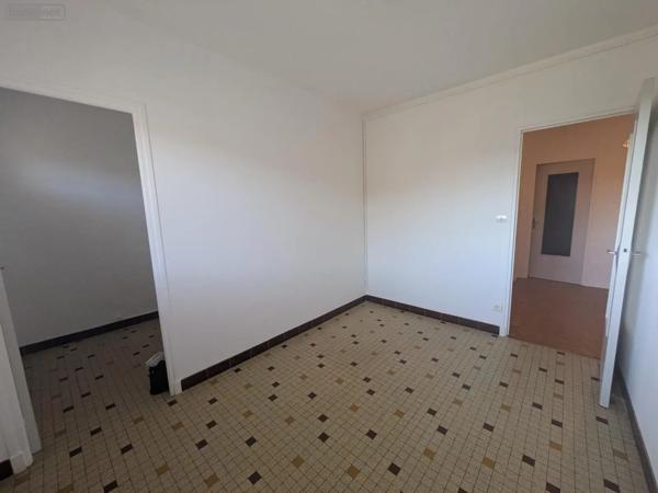 Location - Appartement Bourg-en-Bresse 01000 2 pièces 53 m 2