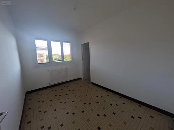 Location - Appartement Bourg-en-Bresse 01000 2 pièces 53 m 2