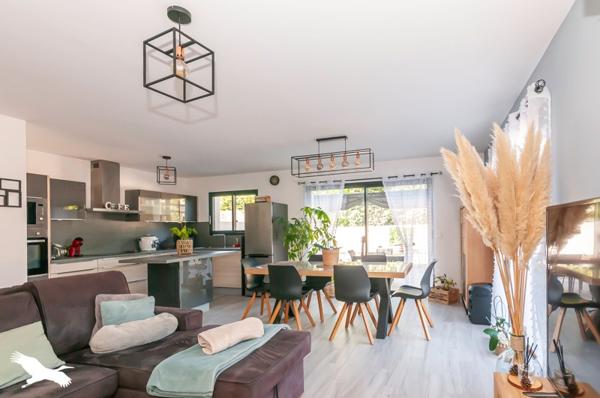 Maison 354 660 € Mèze 5 p 98 m² DPE A