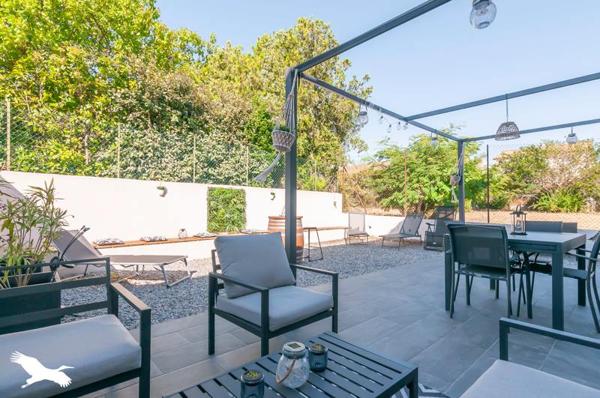 Maison 354 660 € Mèze 5 p 98 m² DPE A