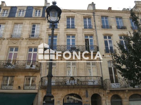 Location Appartement 2 pièces 57.45 m² - 35 RUE DU PONT DE LA MOUSQUE Bordeaux 33000