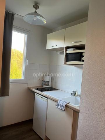 Périphérie de Honfleur - Appartement T1 bis- 21.60 m2 - Terrasse - Parking - Résidence avec piscine