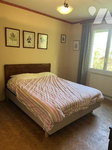 ORVAULT, Petit Chantilly. Pavillon indépendant de 5 chambres + bureau avec Garage et Jardin. Libre