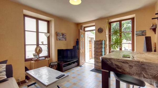 Maison 70 m2, 4 pièces, 3 chambres, garage, jardin