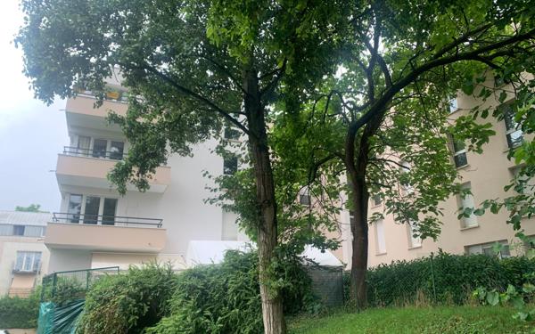 Appartement à vendre    3 pièces • 72,24 m2 Châtenay-Malabry