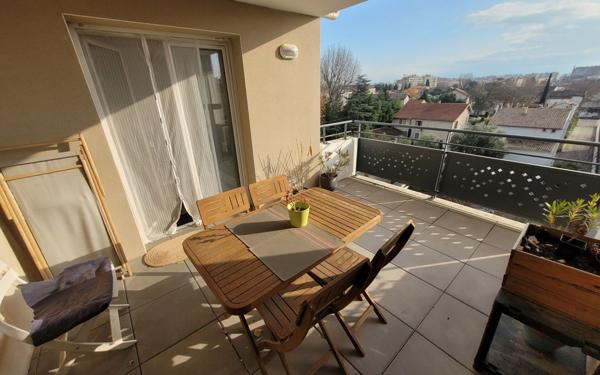 Appartement à vendre    3 pièces • 62 m2 Avignon
