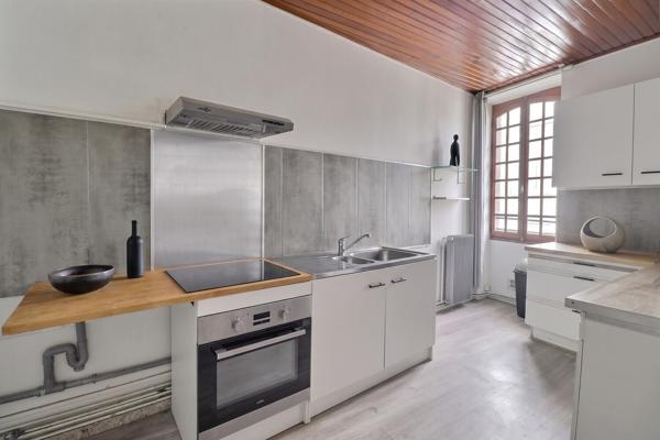 Maison de ville avec extérieur privatif