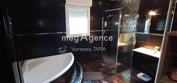 Maison à ROMILLY-SUR-SEINE, 10100 - 5 pièces 105m²