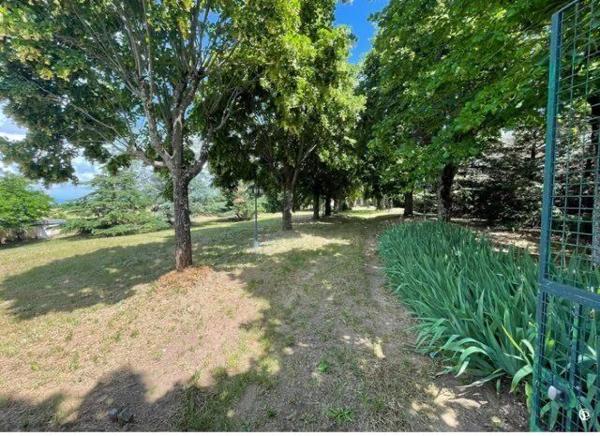 Vente Maison 5 pièces 177 m2 à Bésayes