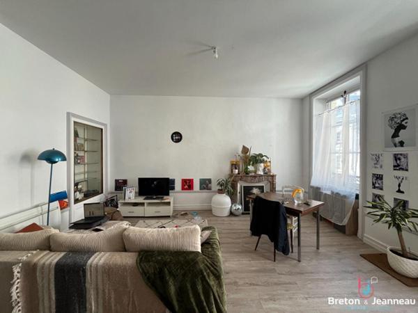 Appartement T2 - Balcon - LAVAL - Hyper Centre