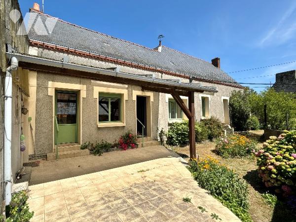 Maison de caractère à rénover sur l’Île de Chalonnes-sur-Loire, 131m² à aménager.