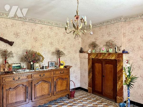 Maison de caractère à rénover sur l’Île de Chalonnes-sur-Loire, 131m² à aménager.