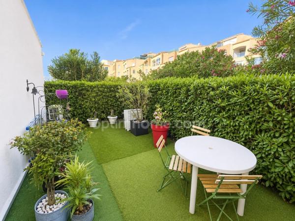 Appartement rénové 30m2 - parking privatif - faibles charges - LE CAP D'AGDE (34)