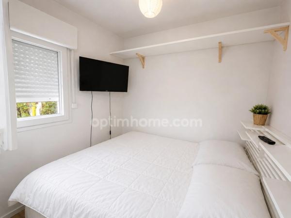 Appartement rénové 30m2 - parking privatif - faibles charges - LE CAP D'AGDE (34)