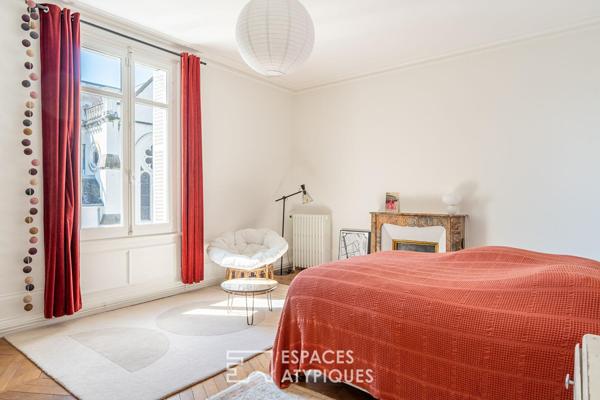 Somptueux hôtel particulier et son jardin de charme en centre ville
