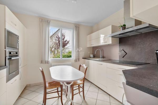 Maison Aigremont 6 pièce(s) 153 m2 €570 000 ** - Référence 17376