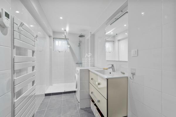 Maison Aigremont 6 pièce(s) 153 m2 €570 000 ** - Référence 17376