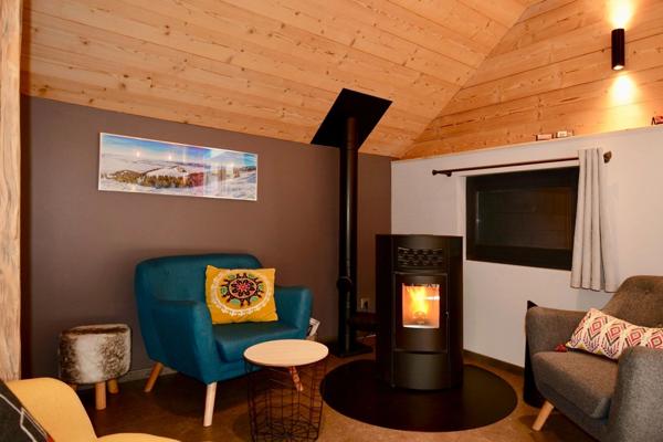 Dpt Haute Savoie (74), à vendre THOLLON-LES-MEMISES MAISON-GÎTE P10- TERRAIN 1000m2